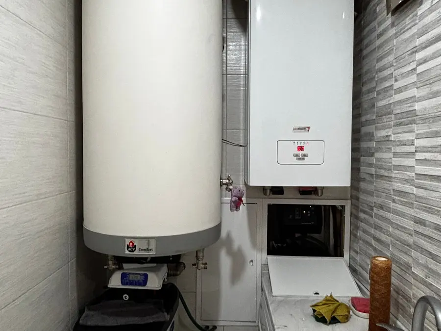 Hot Water Cylinder work in a home
